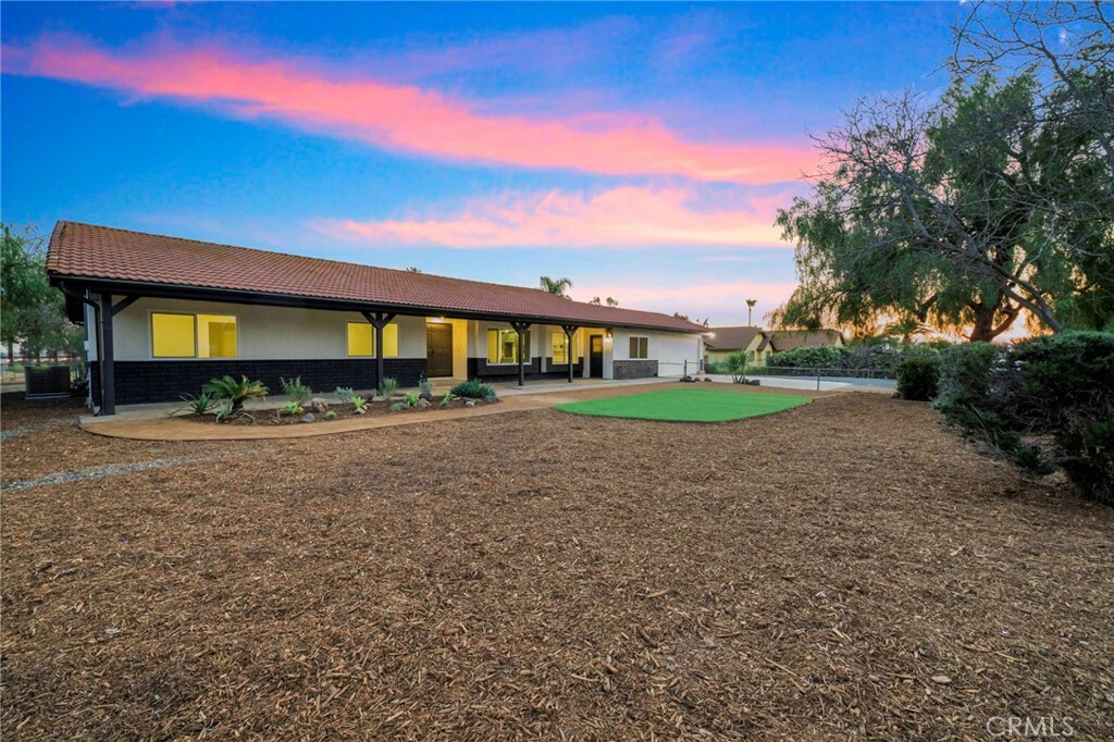 Property Photo:  28985 Stone Lane  CA 92585 