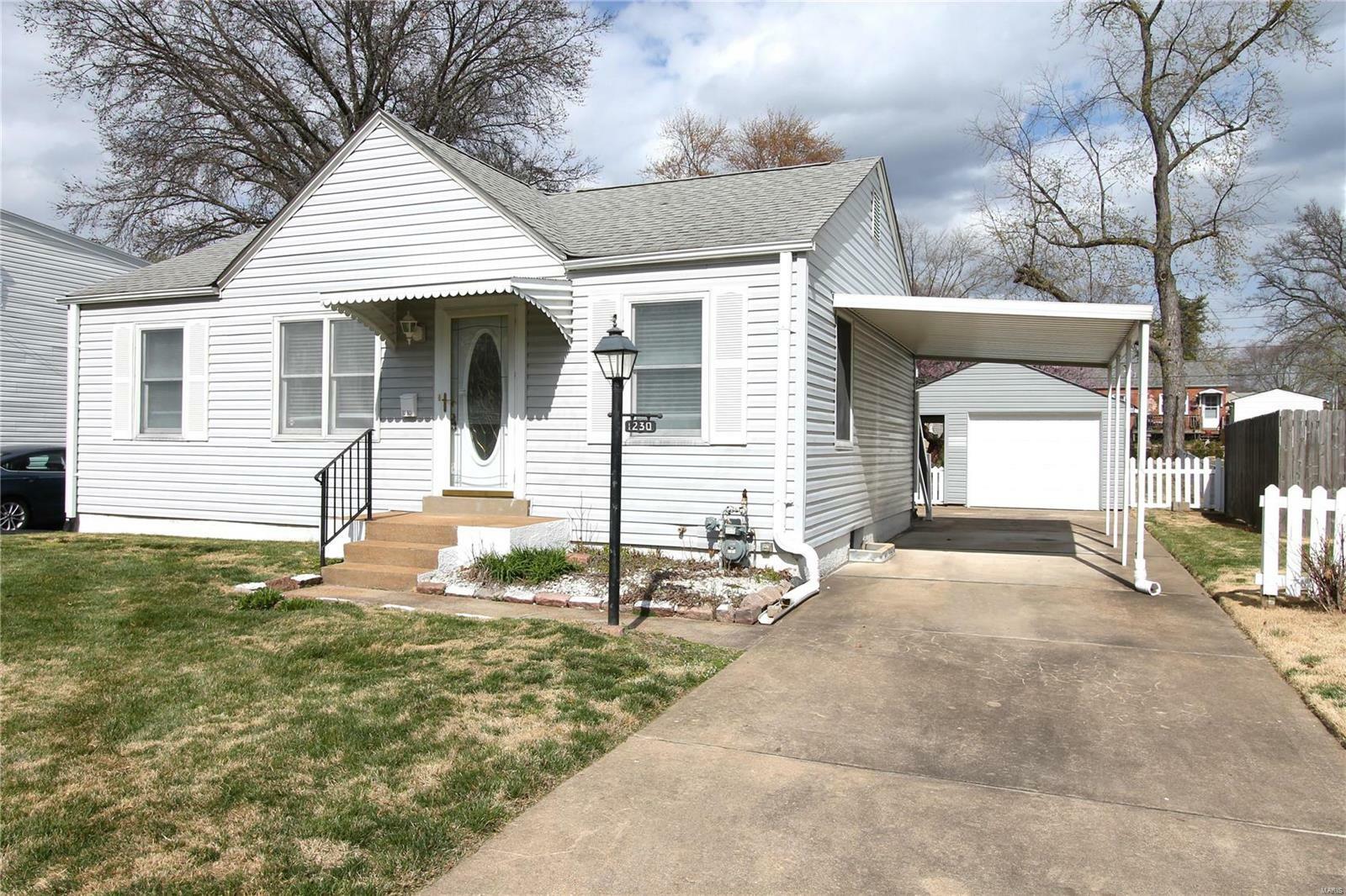 Property Photo: 1230 Saint Florence Drive MO 63031
