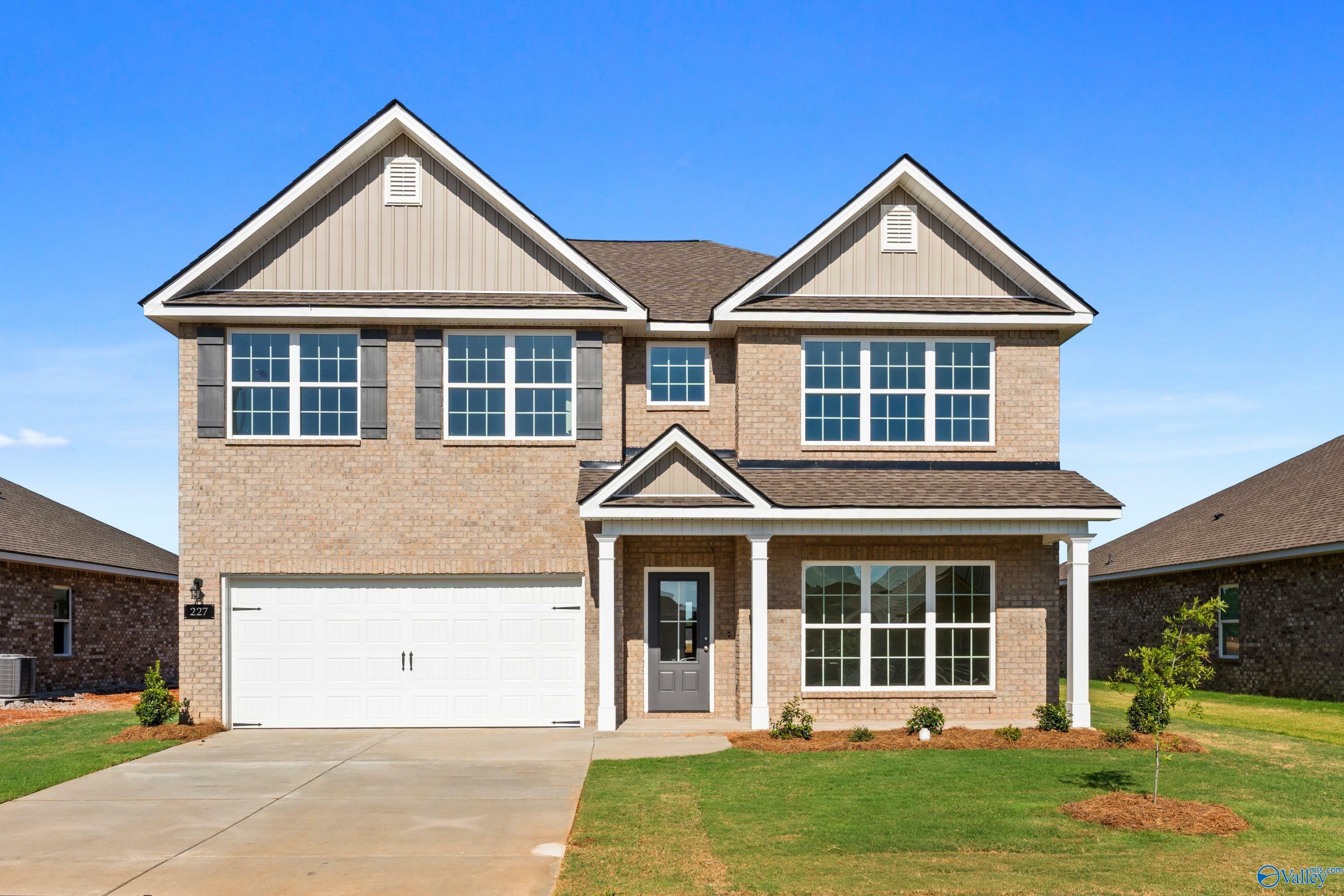 Property Photo: 227 Irish Hill Drive AL 35759