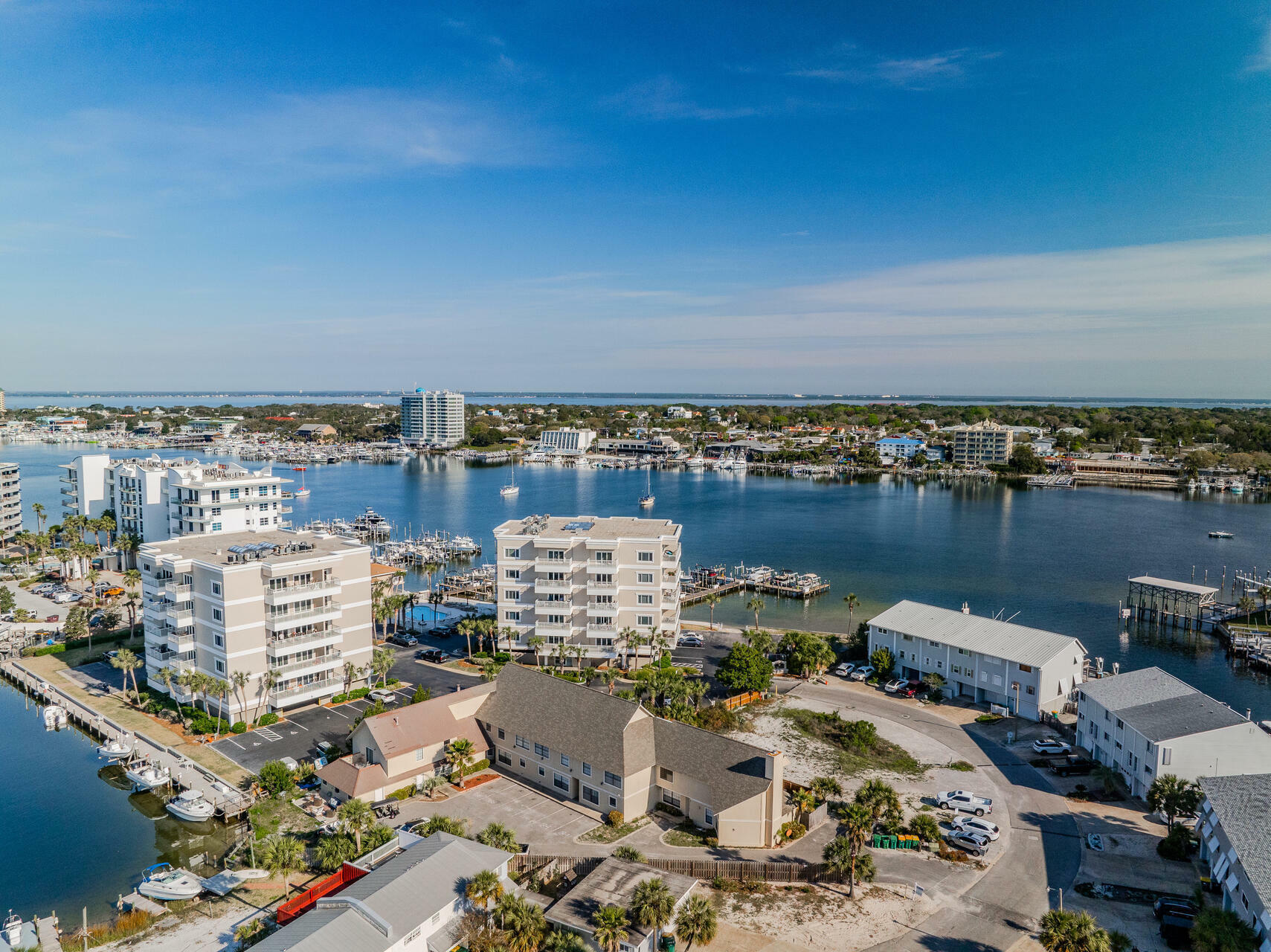 Property Photo: 184 Durango Road FL 32541