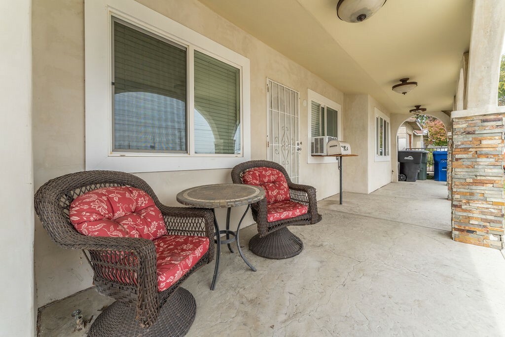 Property Photo: 1214 S Sultana Avenue CA 91761
