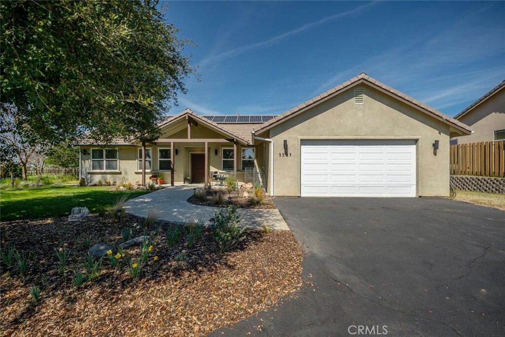 Property Photo:  5597 Forked Horn Place  CA 93446 