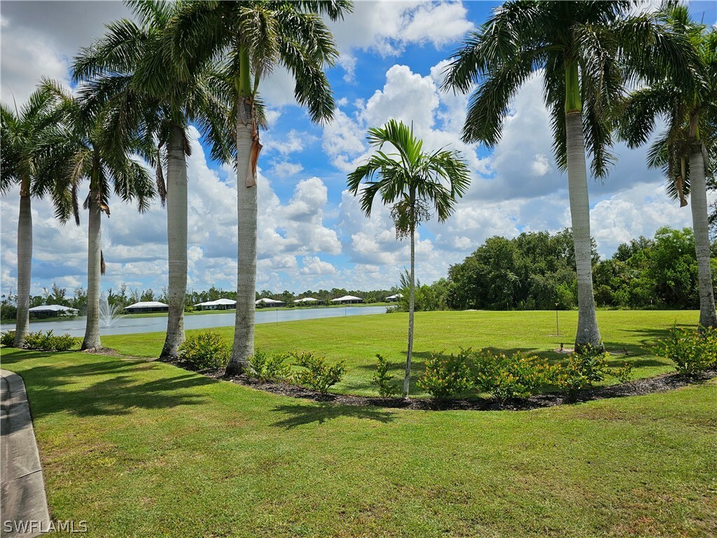 Property Photo:  2405 Kismet Lakes Lane  FL 33993 