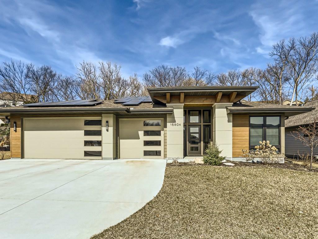 Property Photo:  16804 Stirrup Lane  MN 55347 