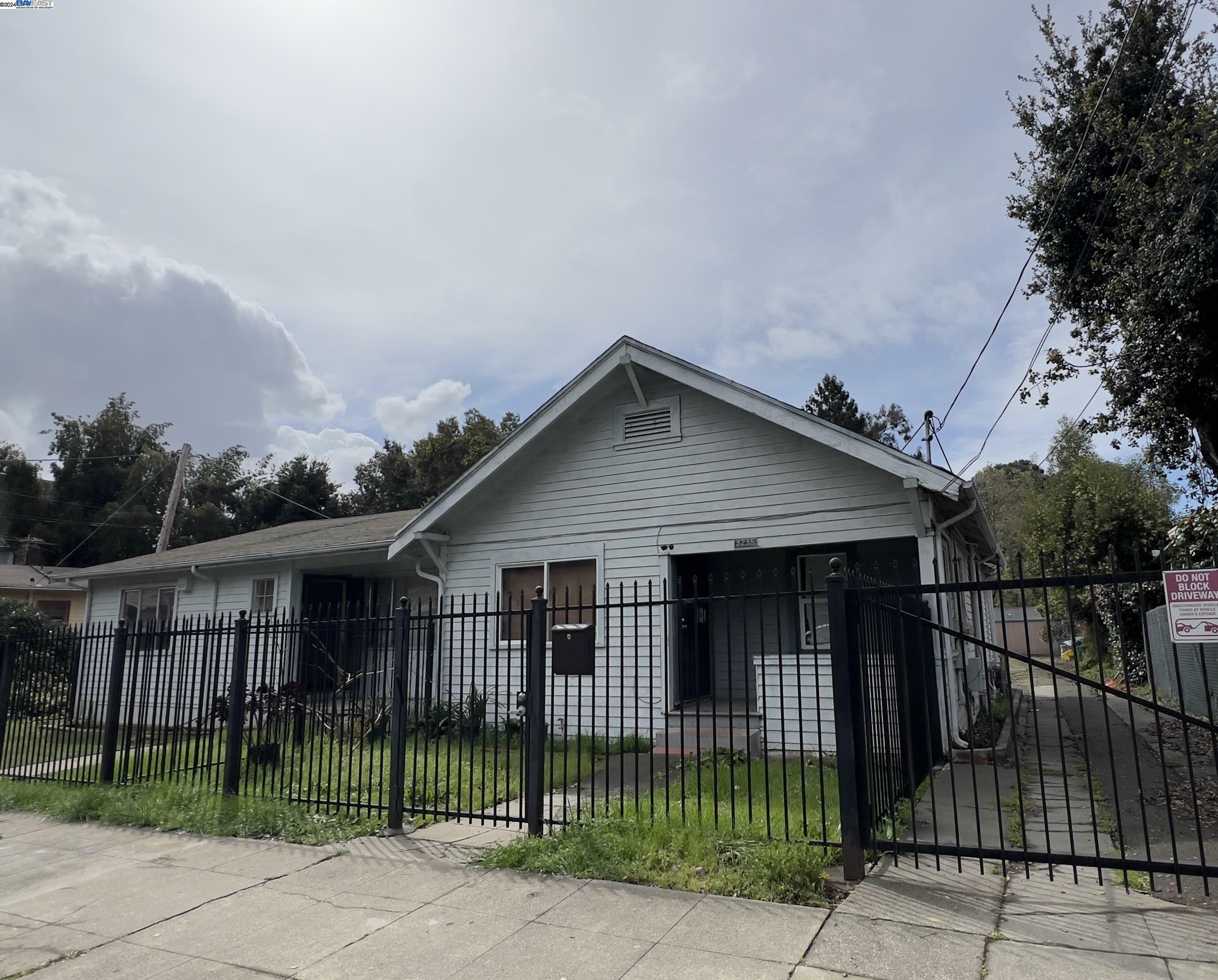 Property Photo:  3235 Brookdale Ave  CA 94602 