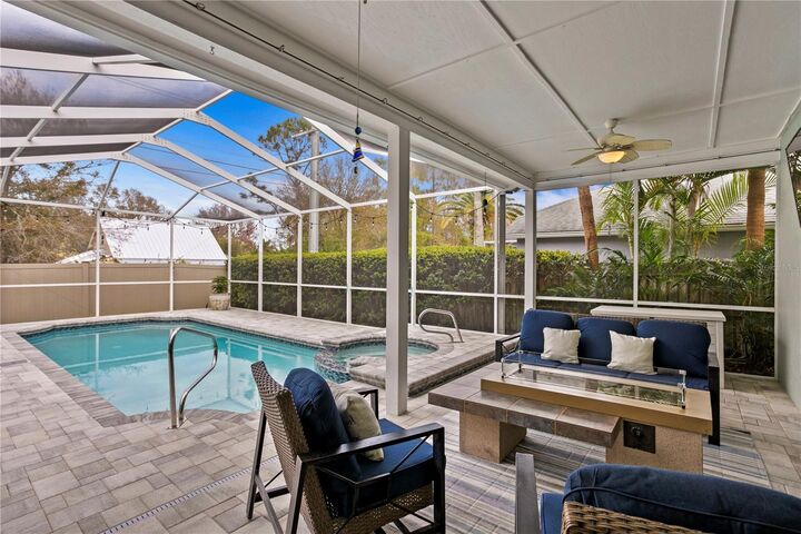 Property Photo:  12409 Bristol Commons Circle  FL 33626 