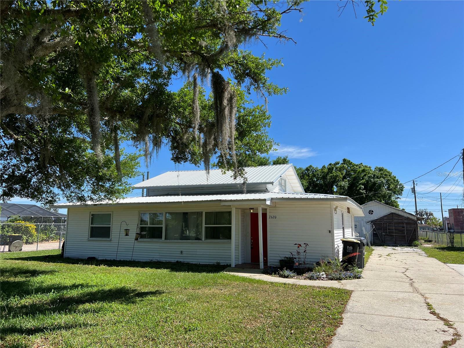 Property Photo:  2620 Oak Drive  FL 33830 