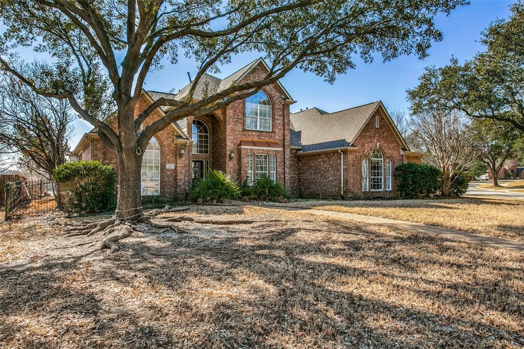 Property Photo:  708 Dover Place  TX 76092 