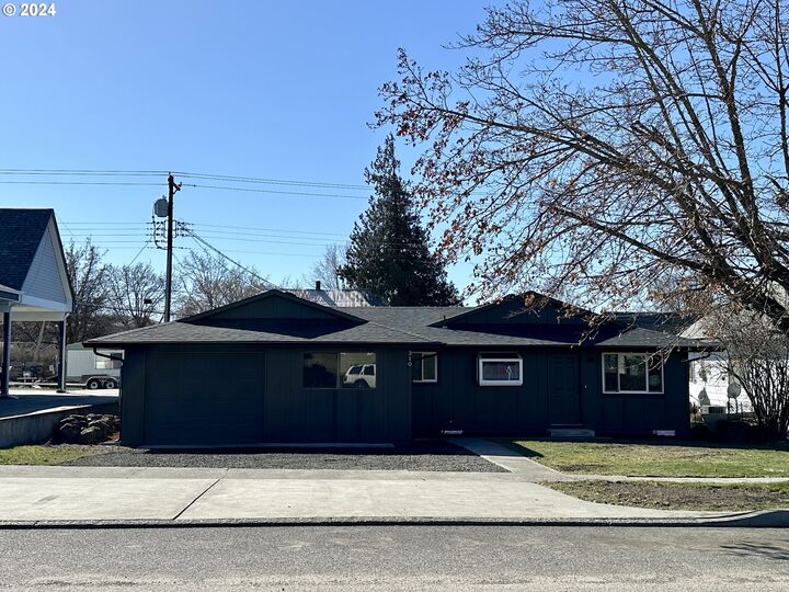 310 W Broadway St  Goldendale WA 98620 photo