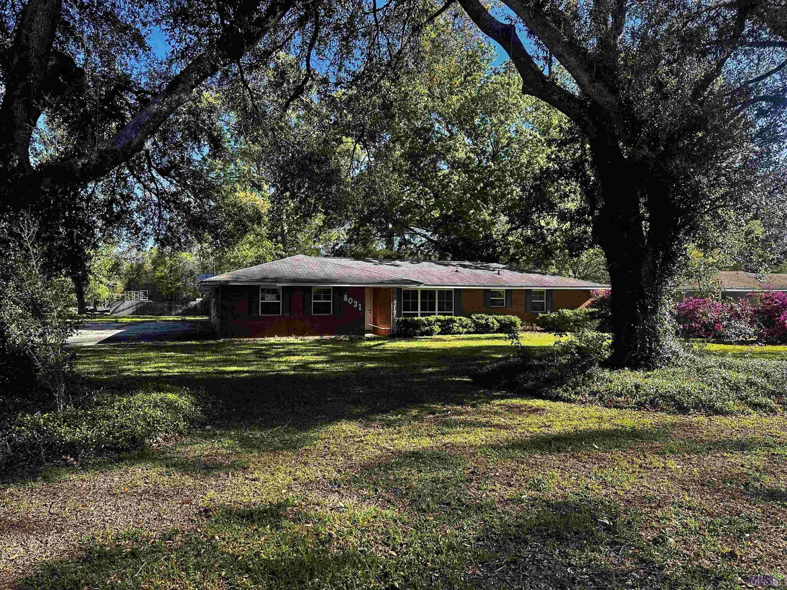 Property Photo:  8031 Green Acres Dr  LA 70811 