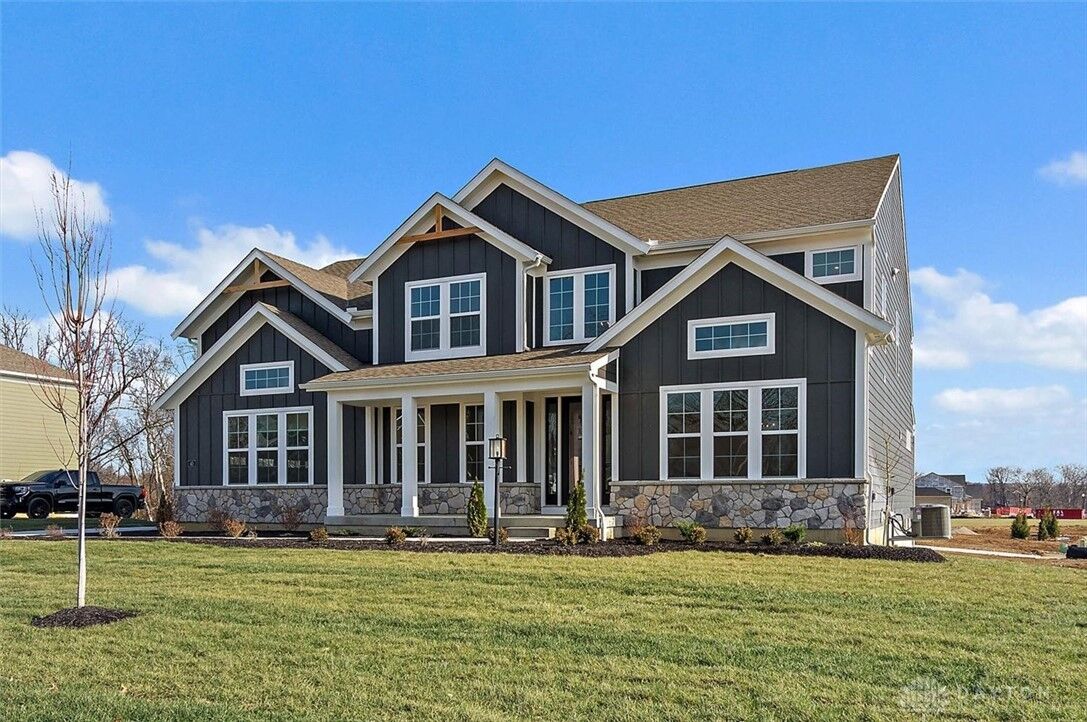 Property Photo: 40 Wadestone Lane OH 45066