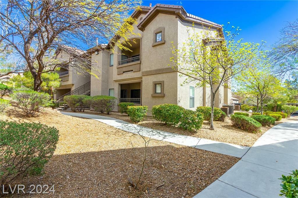 Property Photo:  8250 North Grand Canyon Drive 1089  NV 89166 