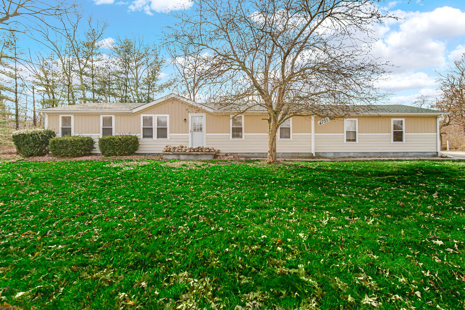 Property Photo:  4755 N 1100 Road  IN 46531 