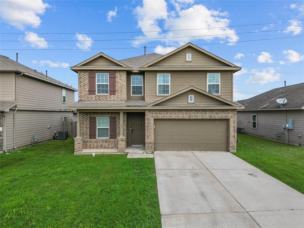 Property Photo:  312 Apache Field Lane  TX 77568 