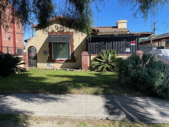 Property Photo:  1343 W 65th Place  CA 90044 