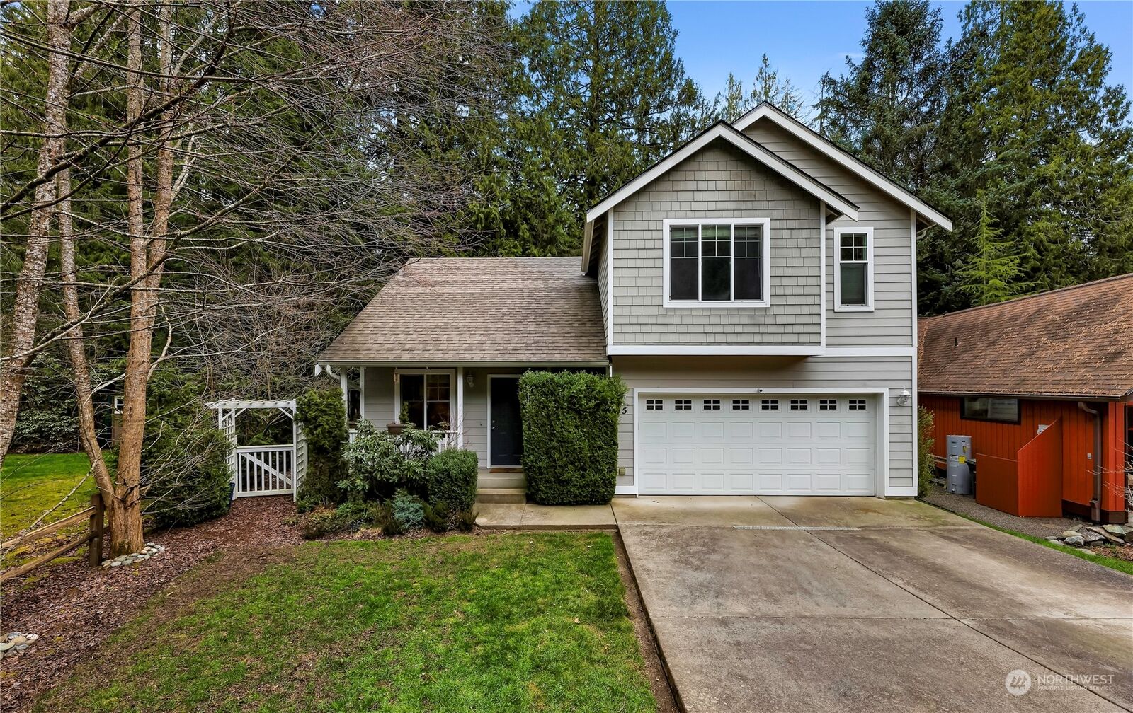 Property Photo:  15 Cold Spring Lane  WA 98229 