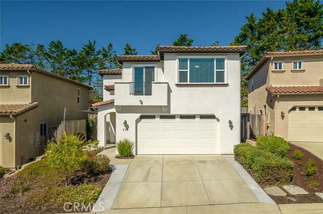 Property Photo:  116 Village Circle  CA 93449 