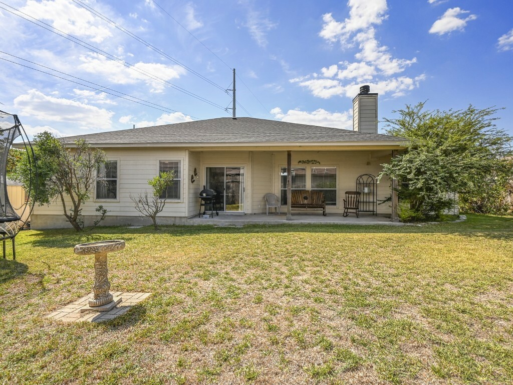 Property Photo:  103 Gregory Lane  TX 78611 