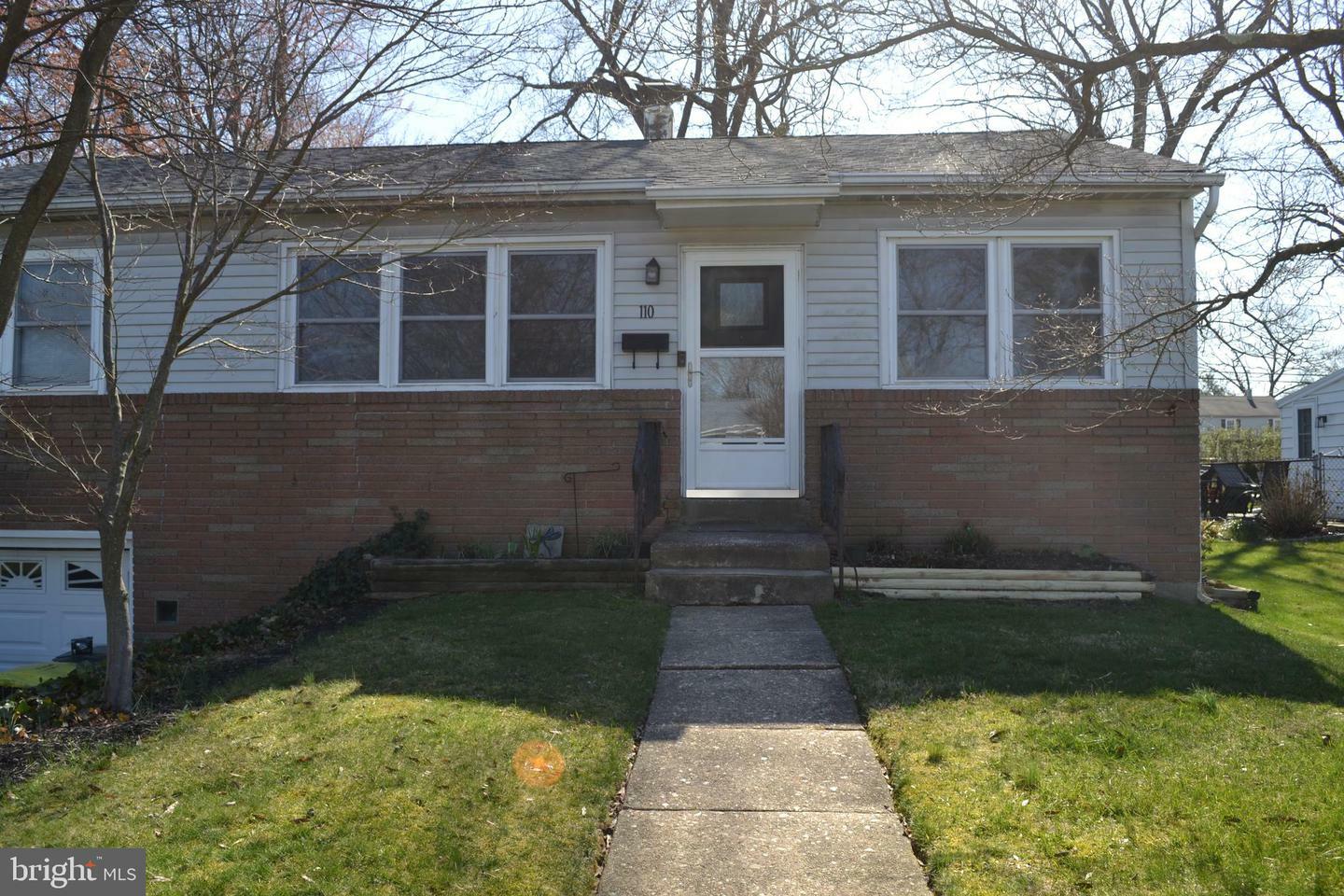 110 Forest Ave  Willow Grove PA 19090 photo