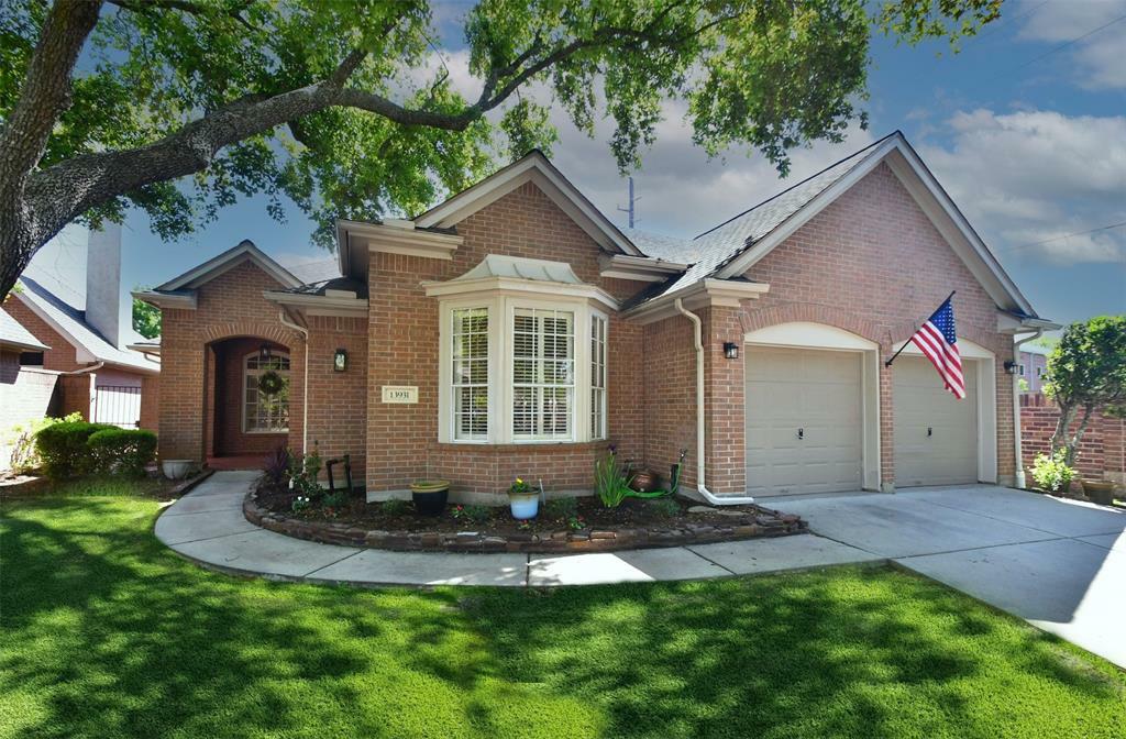 Property Photo: 13931 Carriage Walk Lane TX 77077