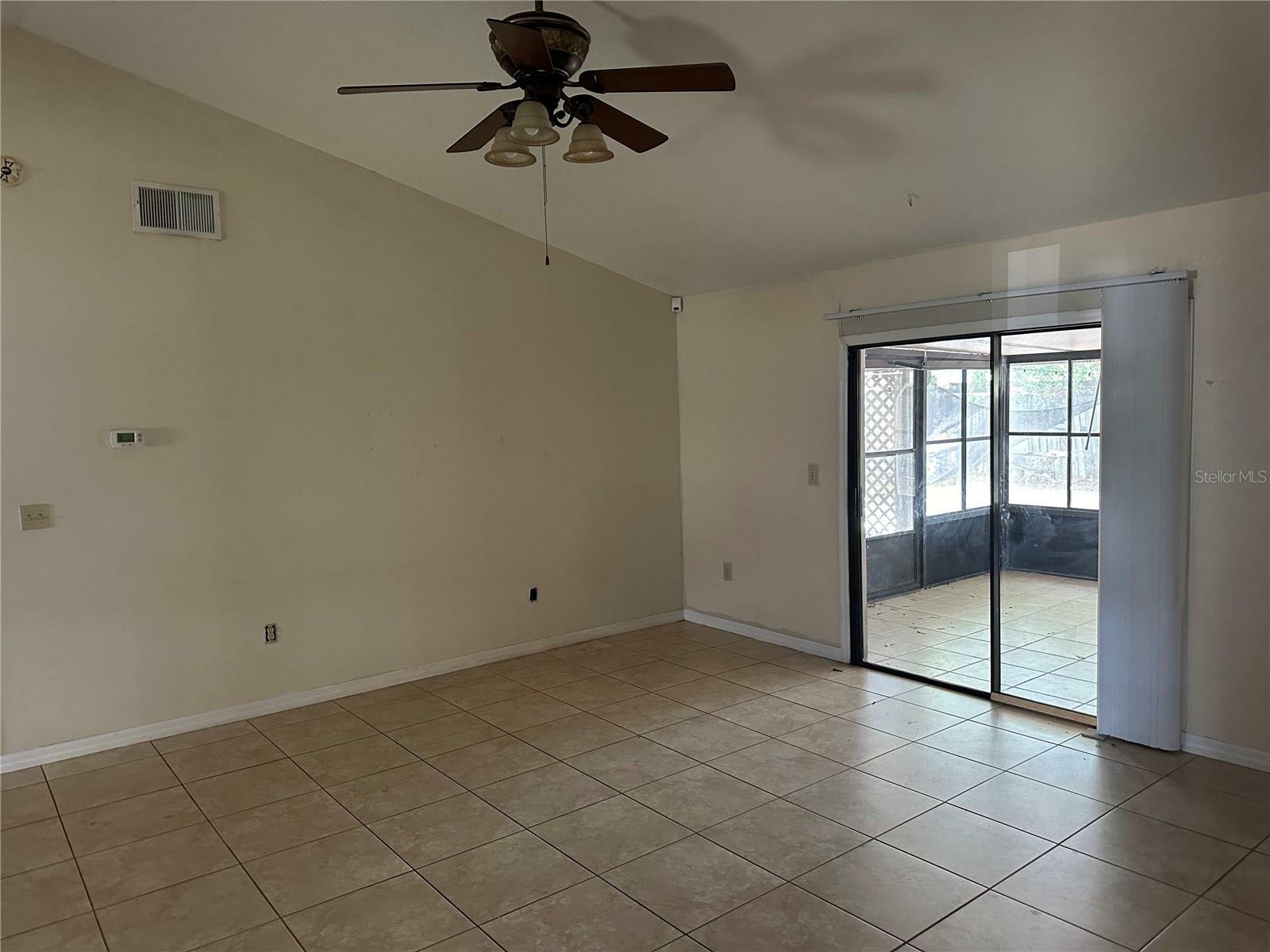 Property Photo:  7 Dorset Drive  FL 34758 