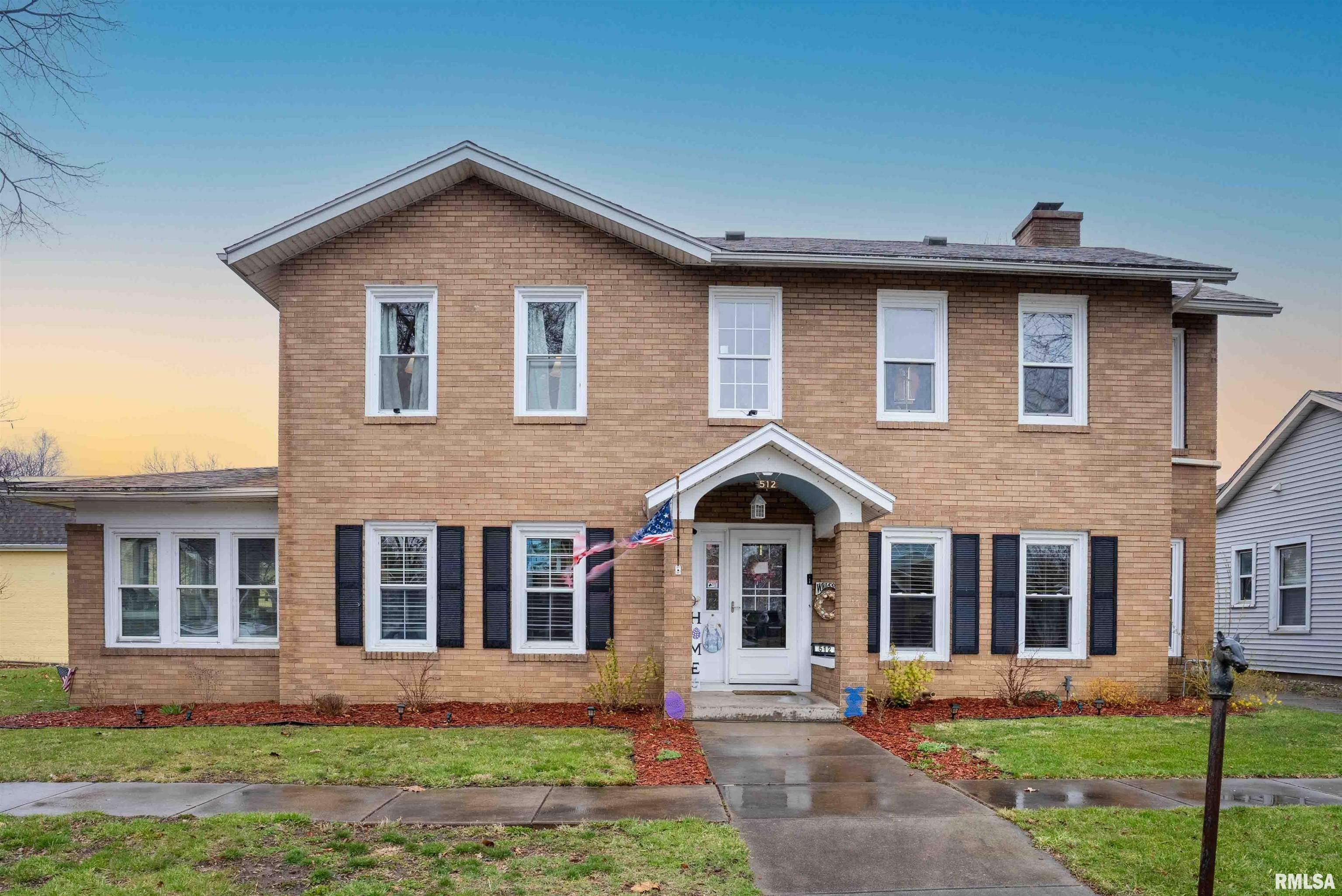 Property Photo: 512 Market Street IL 61537