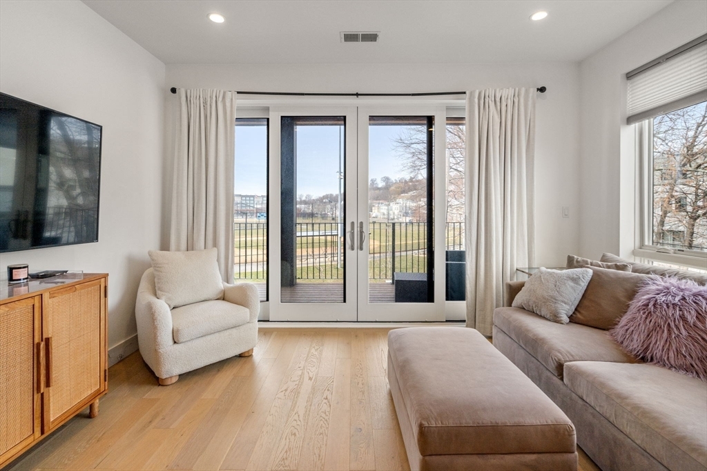 Property Photo: 946 Saratoga Street 202 MA 02128