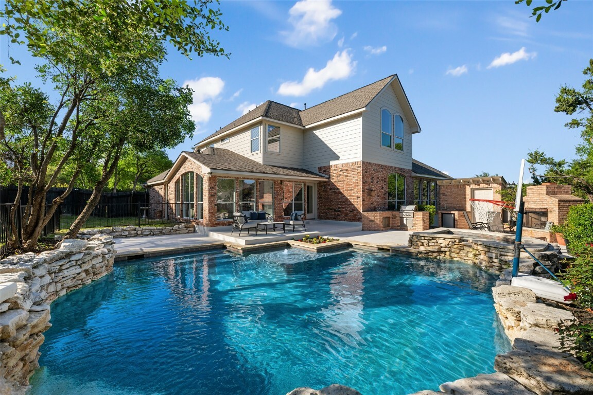 Property Photo:  11205 Peony Cove  TX 78750 