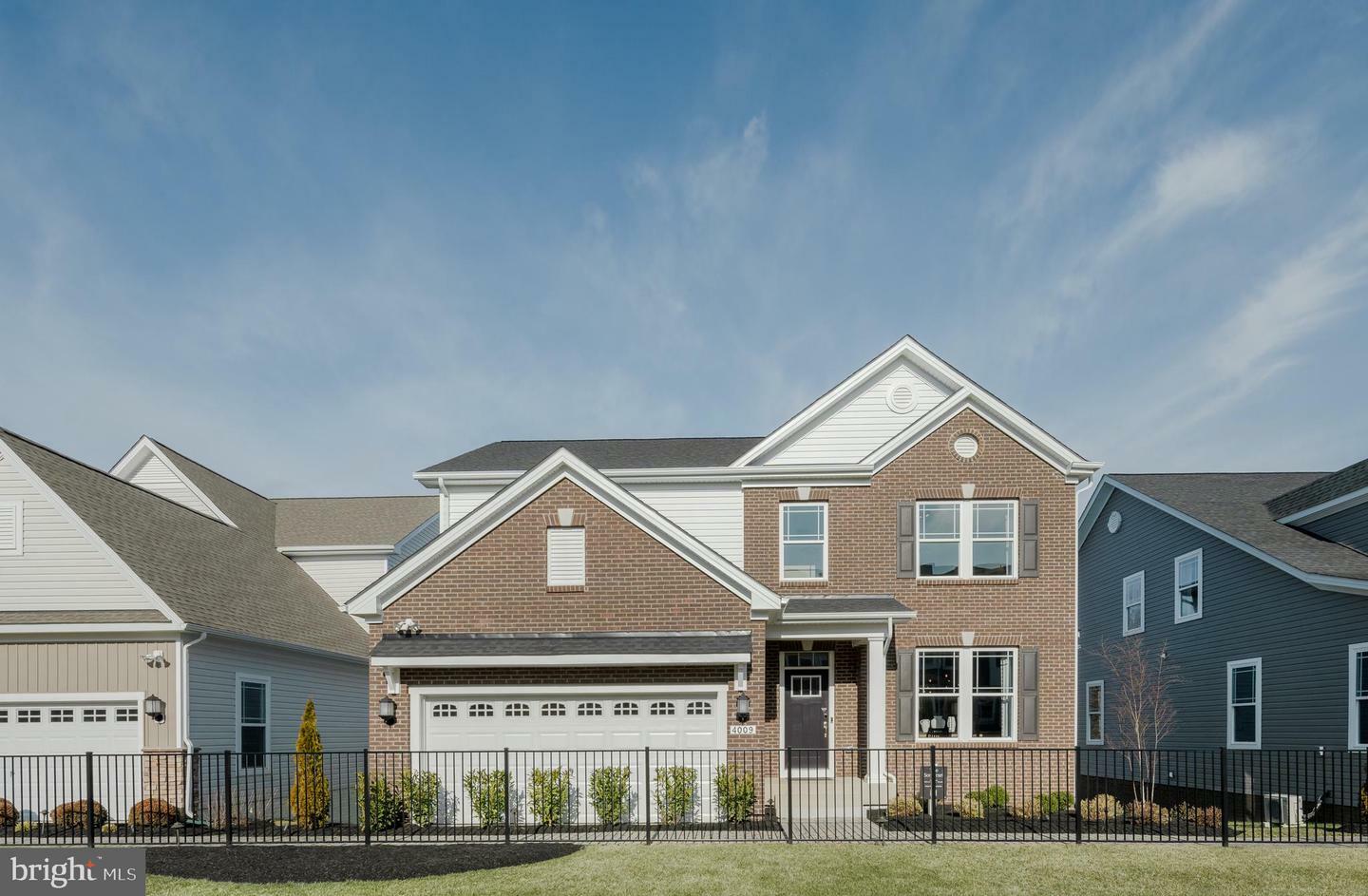 Property Photo: 5168 Newport Circle MD 20695