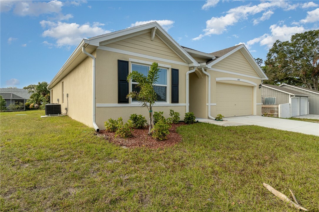 Property Photo:  1072 Roseland Road  FL 32958 