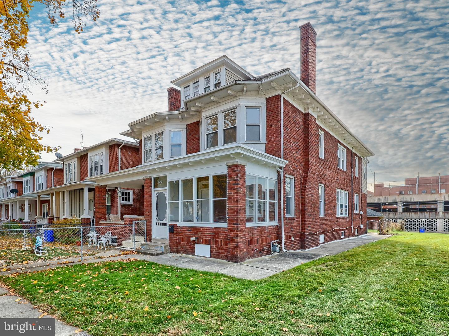 2524 N 5th Street  Harrisburg PA 17110 photo
