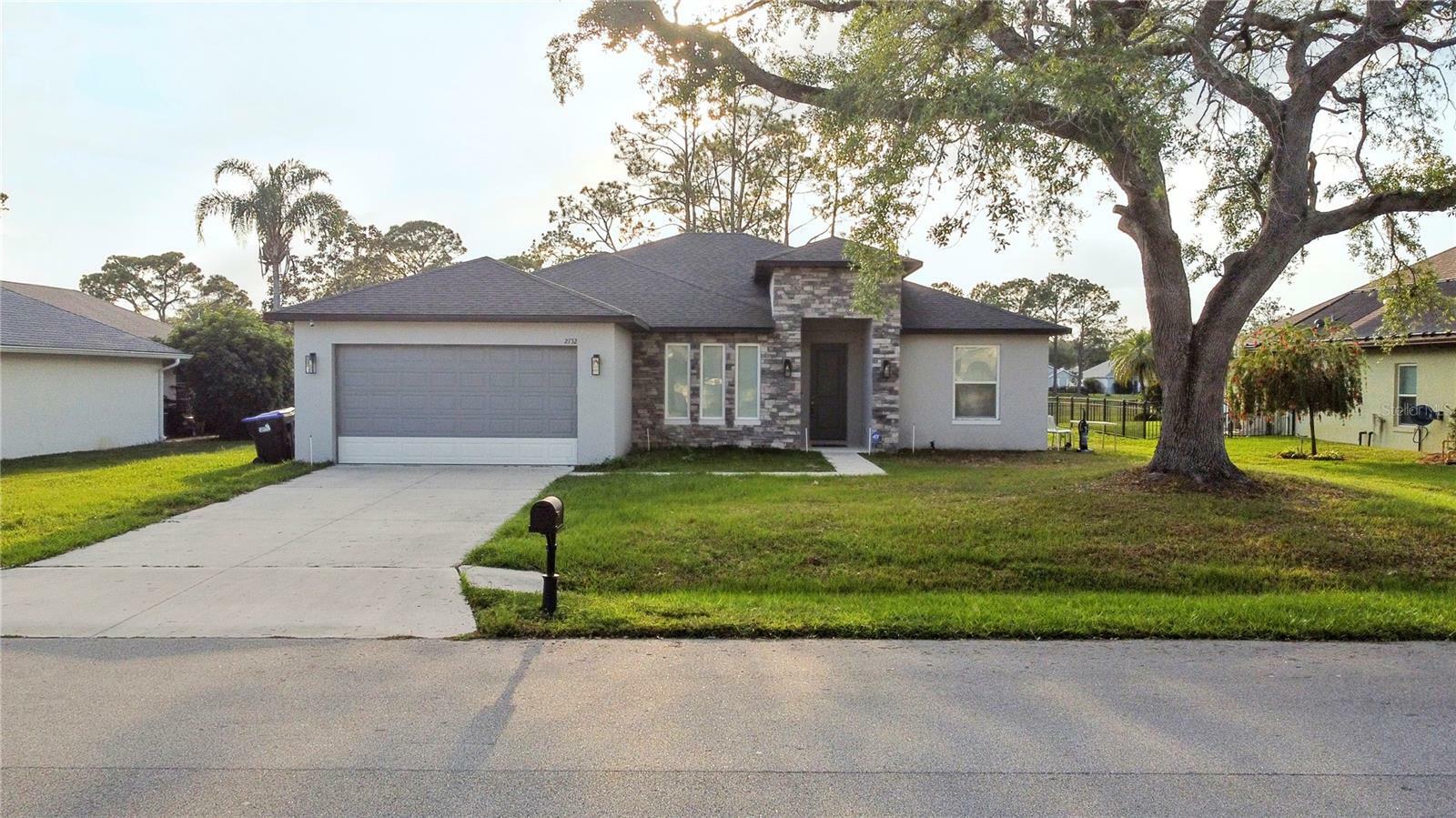 Property Photo:  2732 Babbitt Avenue  FL 32833 