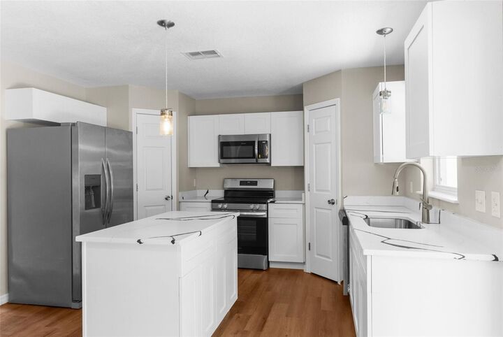 Property Photo: 11231 Addison Street FL 34609