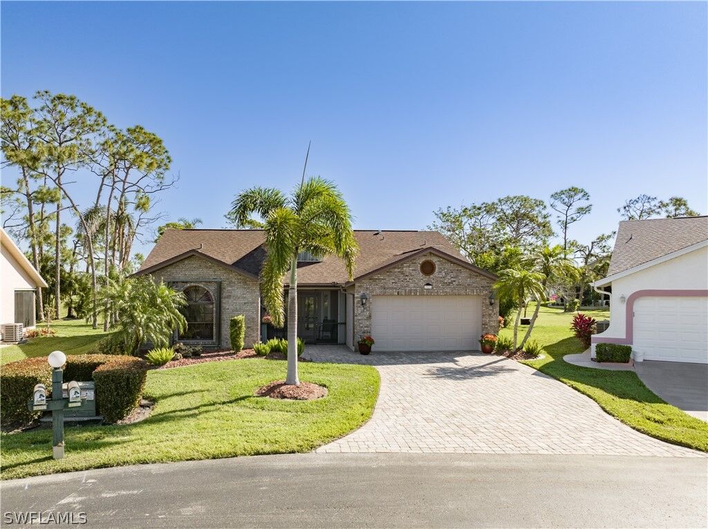 Property Photo:  17616 Date Palm Court  FL 33917 