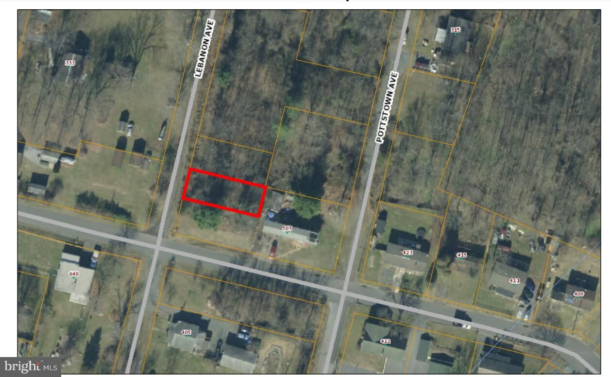 Property Photo:  301 Lebanon Avenue  PA 19508 