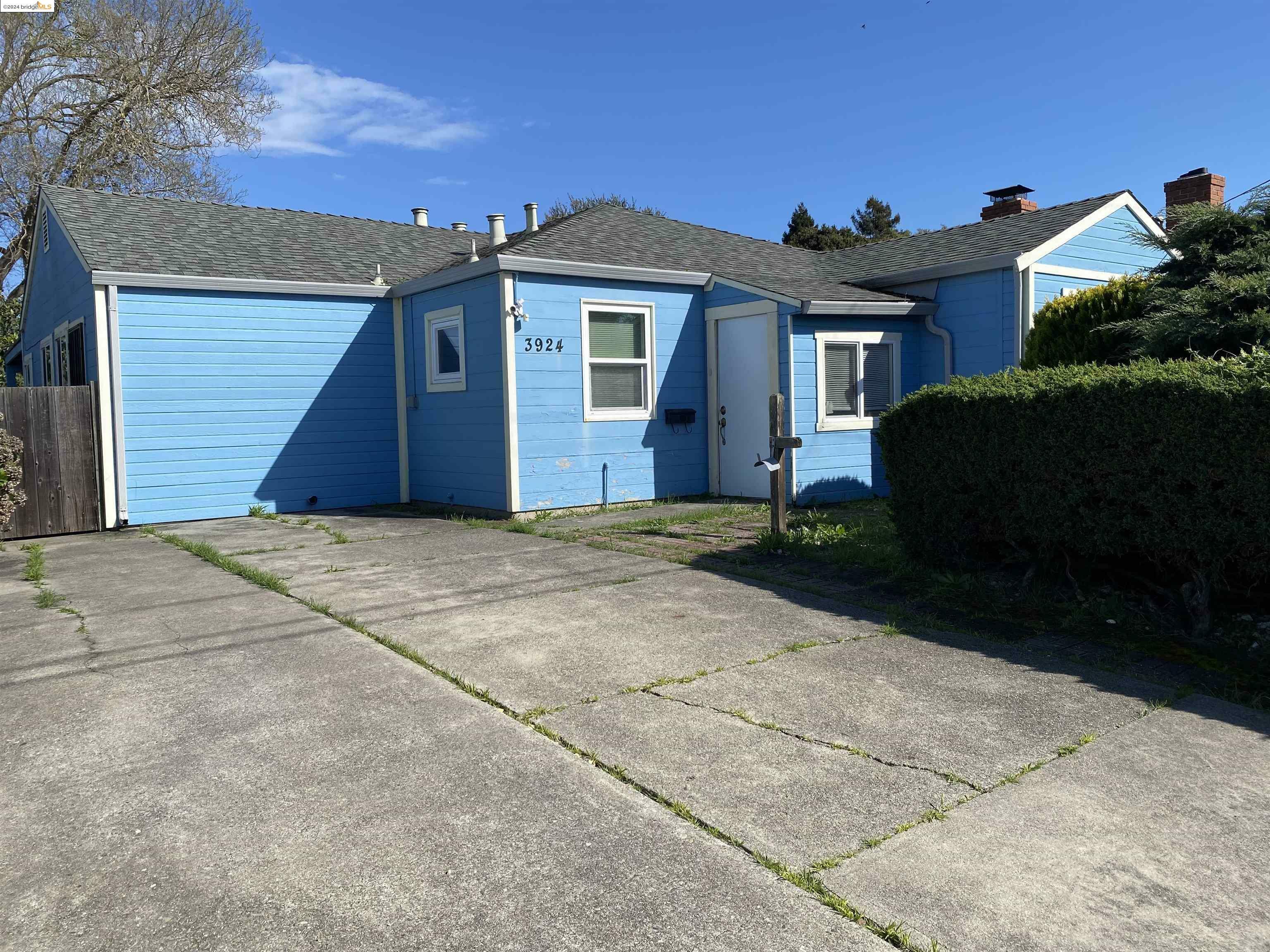 3924 Harmon Rd  El Sobrante CA 94803 photo