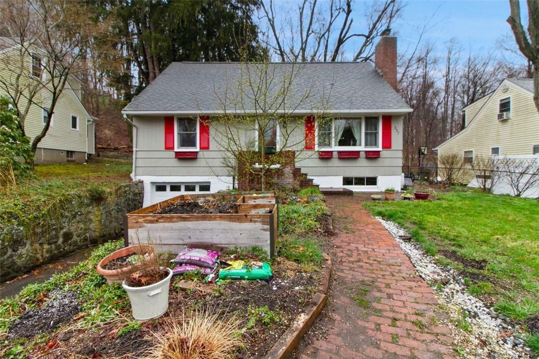 Property Photo:  337 Hallocks Mill Road  NY 10598 