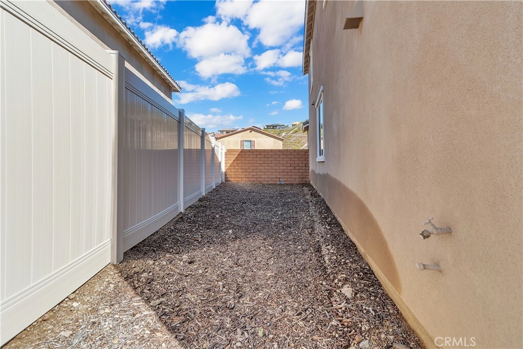 Property Photo:  11961 Stonefield Drive  CA 92883 