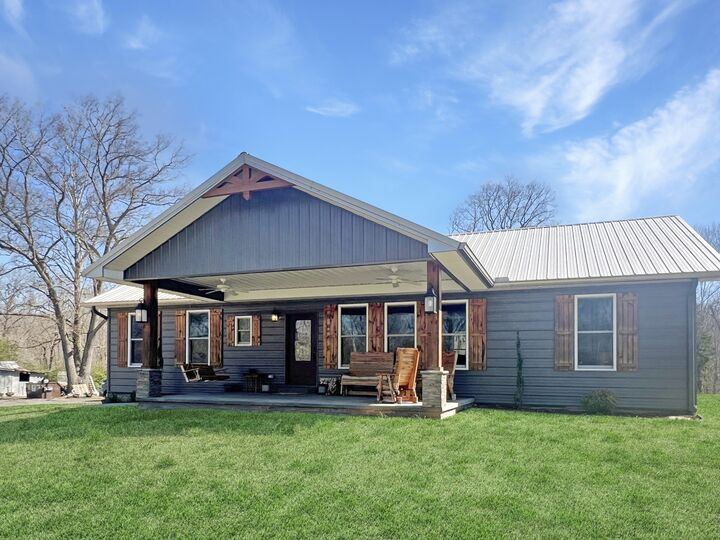 1106 The Trace  Dover TN 37058 photo