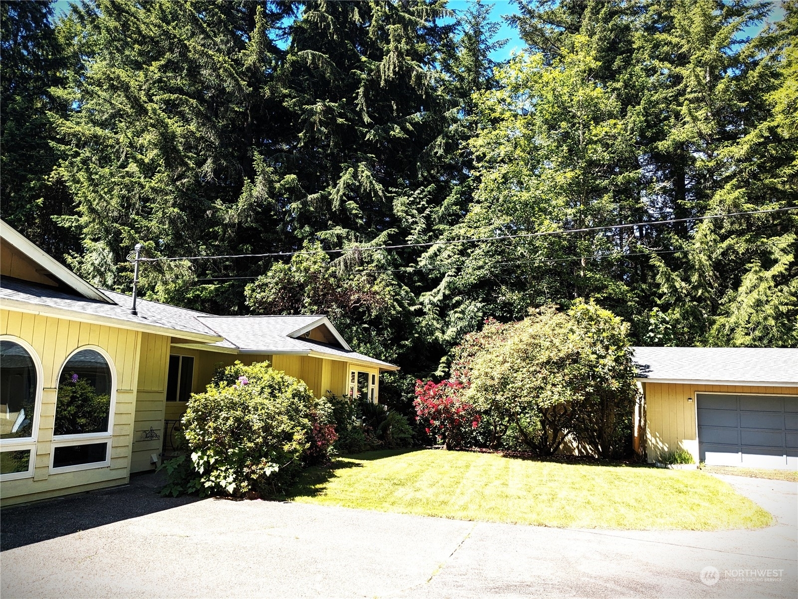 Property Photo:  7318 Ebbert Drive SE  WA 98367 