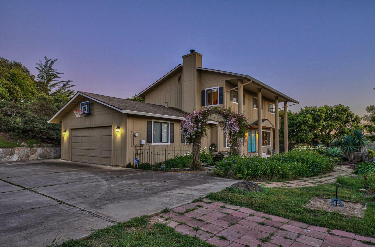 Property Photo:  7571 Via Guiseppe Lane  CA 93907 