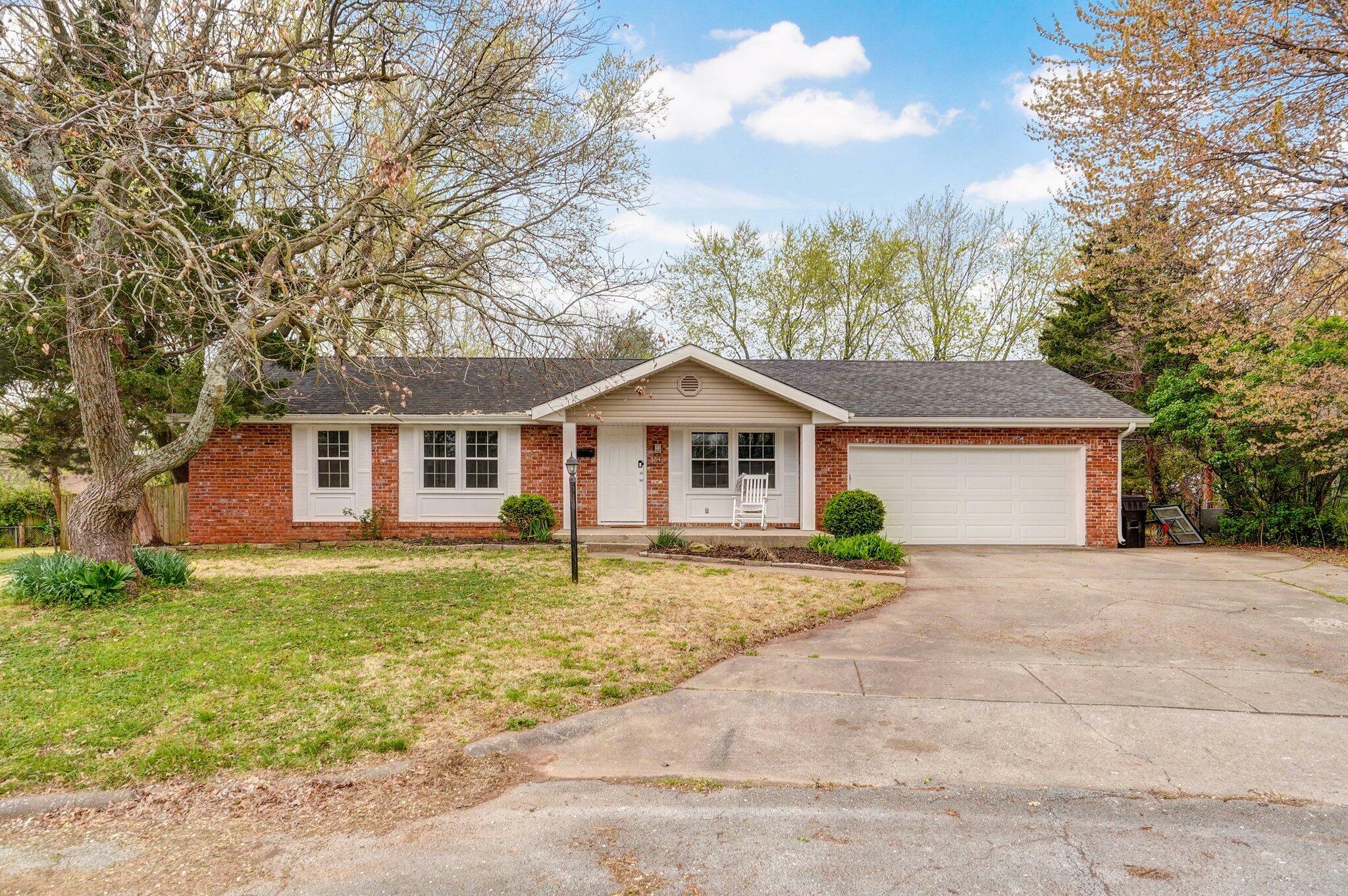 Property Photo:  1646 W Berkeley Street  MO 65807 