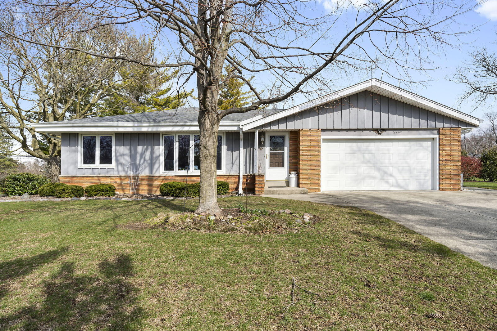 Property Photo: 18450 Honey Creek Dr WI 53045