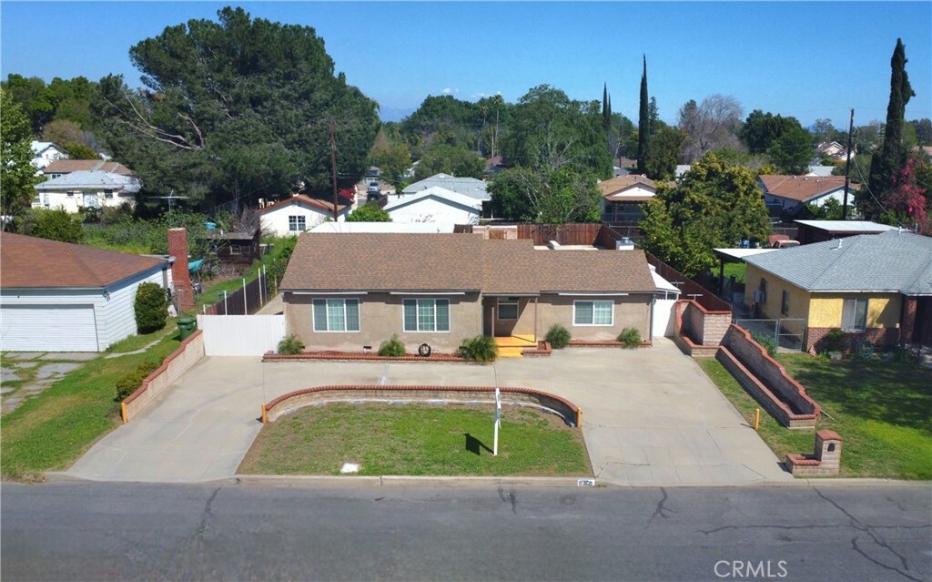 8360 Quartz Avenue  Winnetka CA 91306 photo