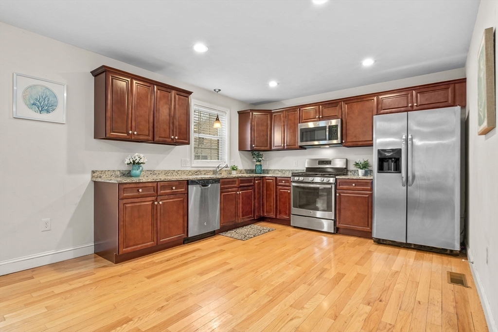 Property Photo: 526 Water St 526 MA 01830