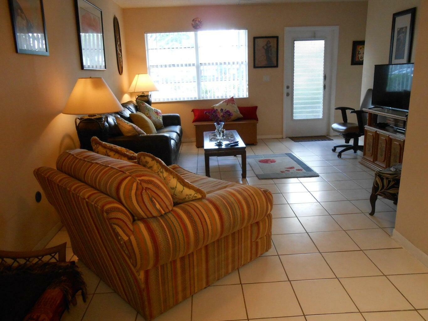 Property Photo:  21 Abbey Lane 105  FL 33446 