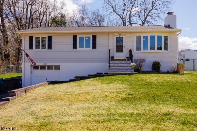 Property Photo: 8 Primrose Ln NJ 07418