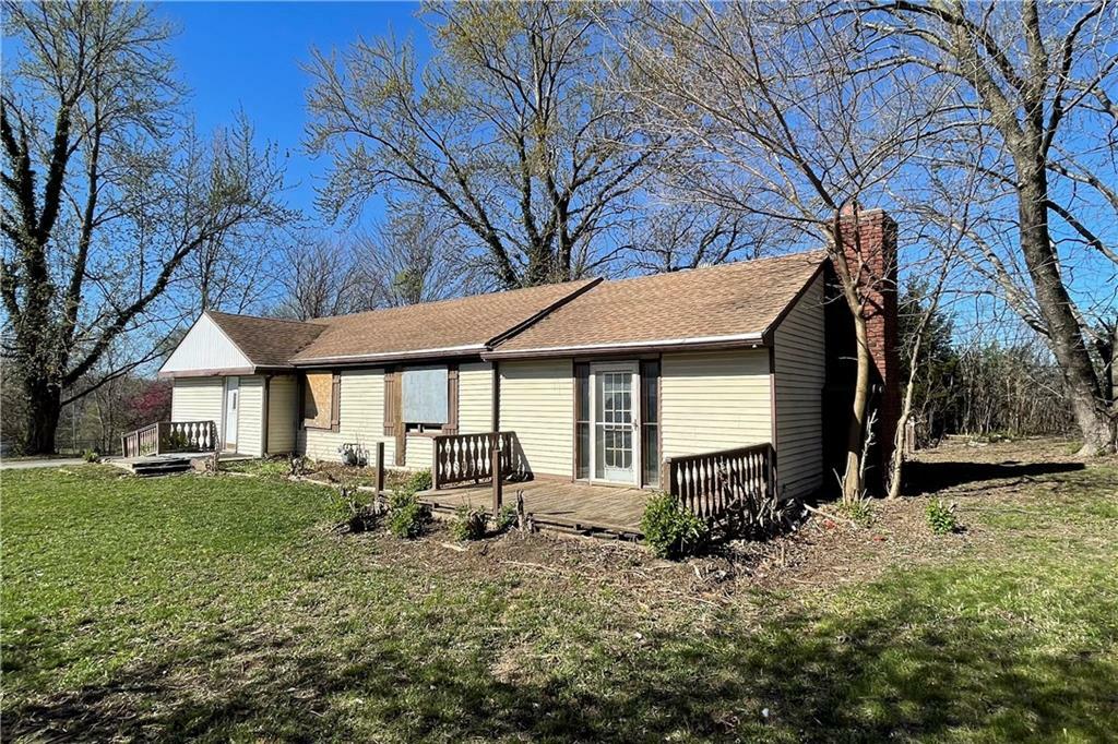 Property Photo:  9428 NW Viewcrest Drive  MO 64155 