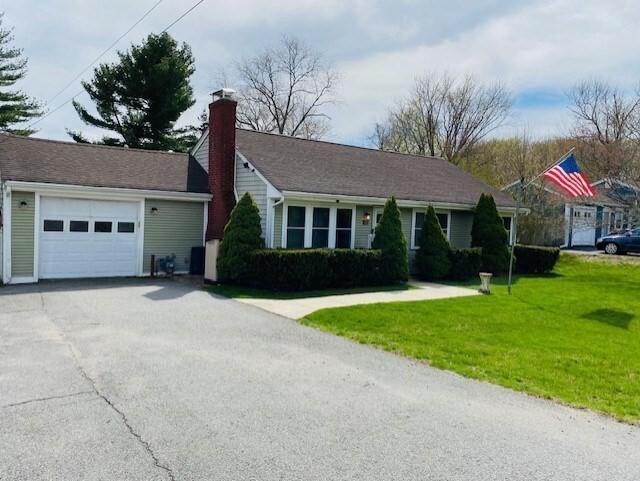 Property Photo:  616 County Rd  RI 02806 