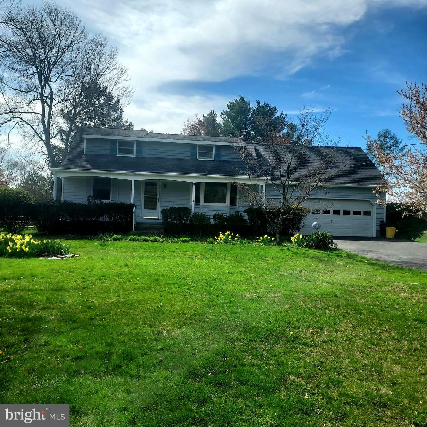 Property Photo:  631 Scotch Road  NJ 08534 